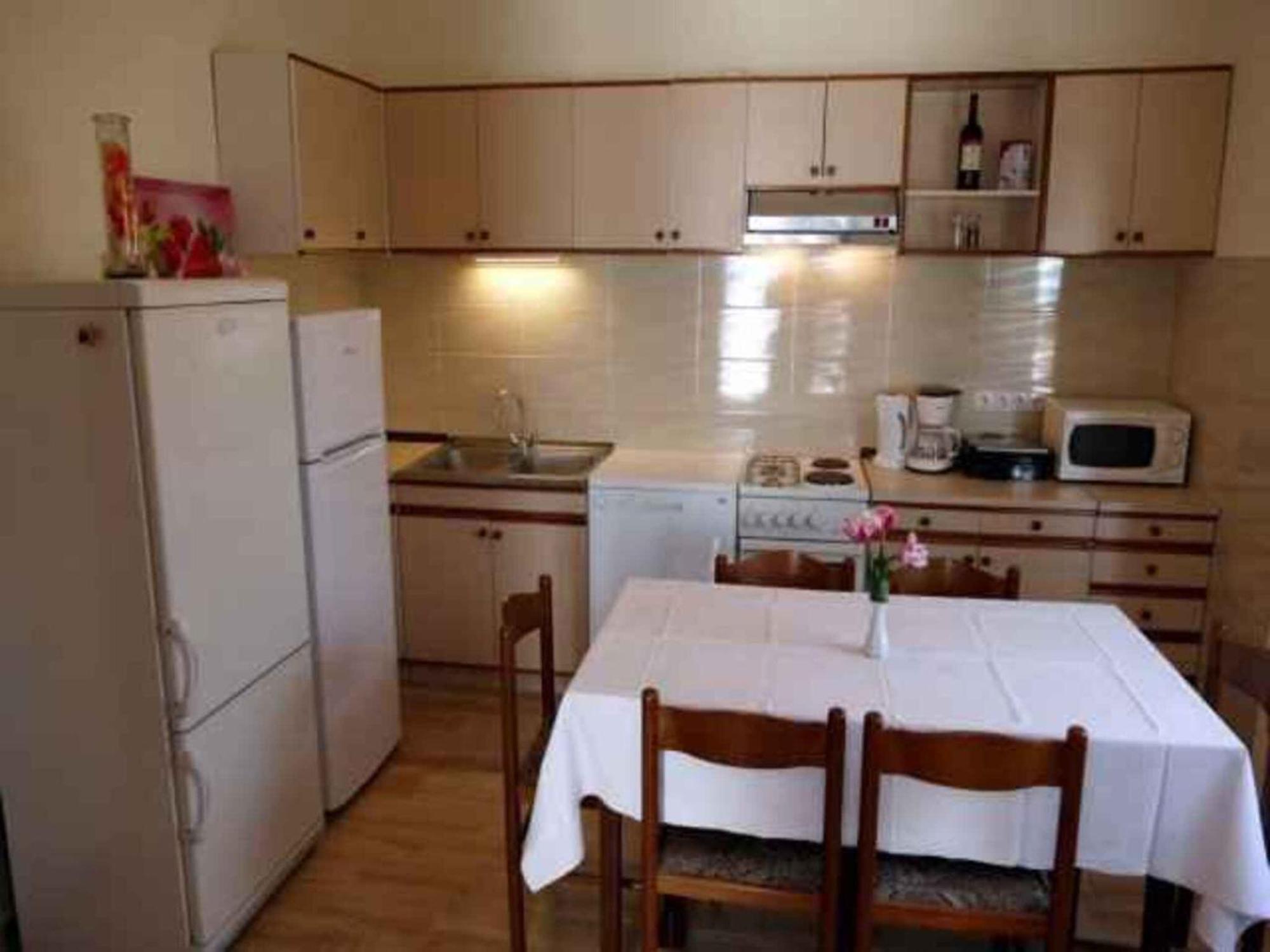 Apartments In Rab - Insel Rab 39950 Mundanije エクステリア 写真