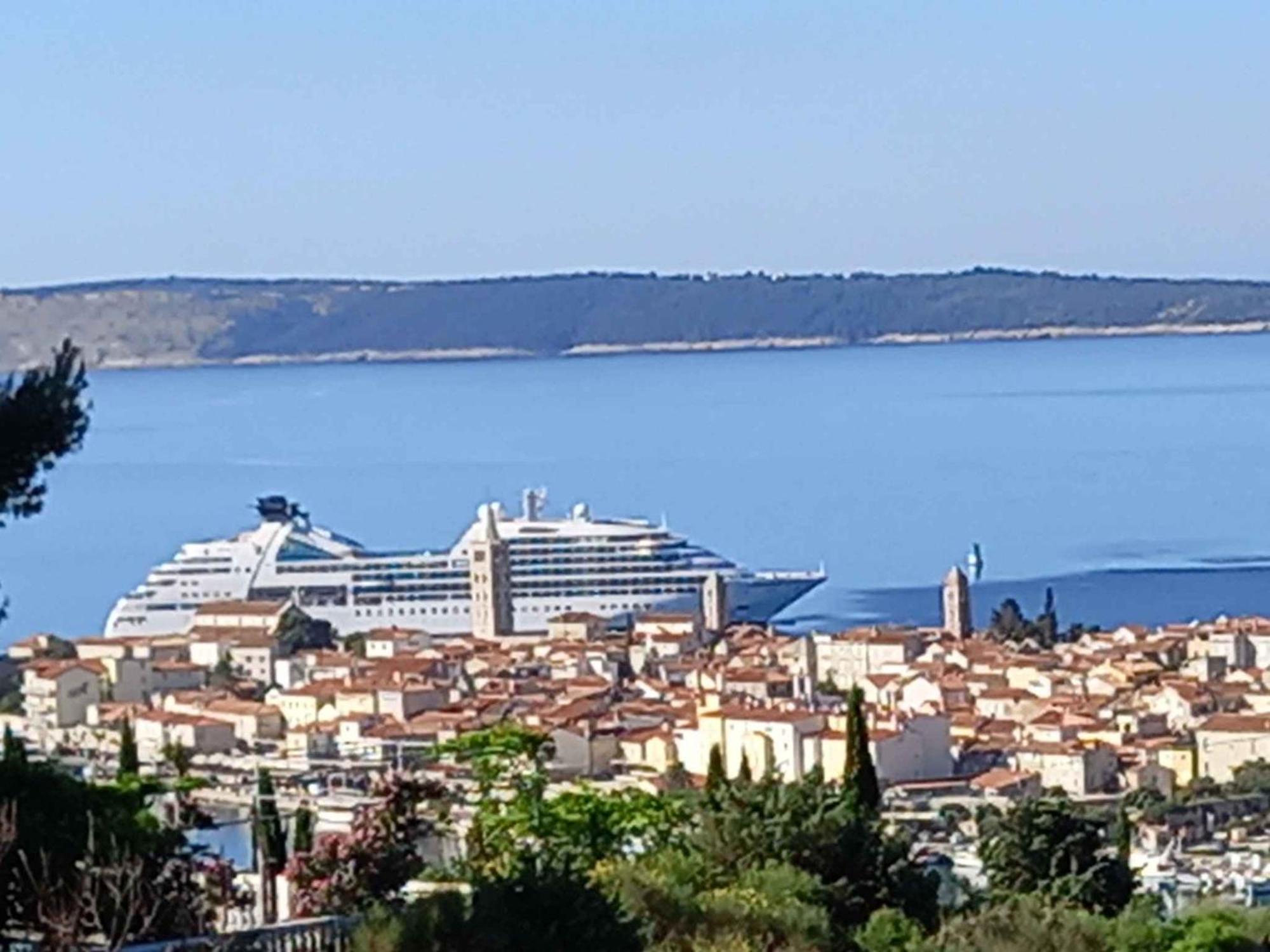 Apartments In Rab - Insel Rab 39950 Mundanije エクステリア 写真